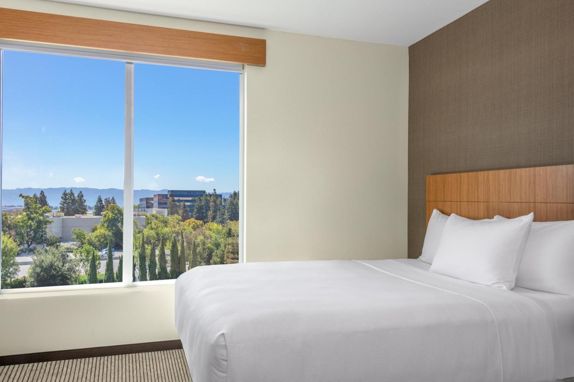 Hyatt Place San Jose Airport Экстерьер фото